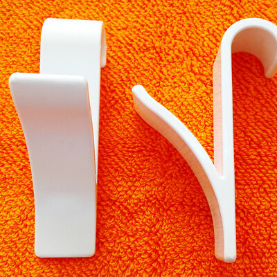 Kukice za peškire i radijator B24 set 2 komada, bele