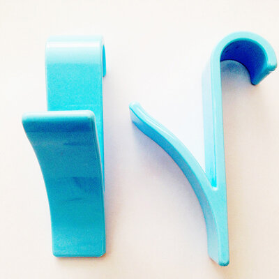 Kukice za peškire i radijator B24 set 2 komada, svetlo plave