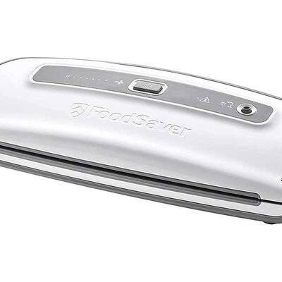 Aparat za vakuumiranje hrane i zavarivanje kesa Food Saver FFS014X-01