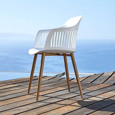 Baštenska stolica Rubena White