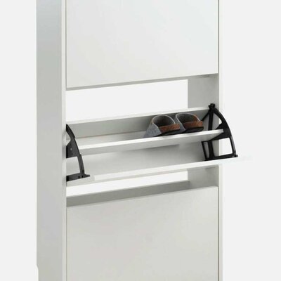 Zatvoreni Cipelarnik Sa 3 Odeljka