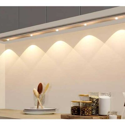 Lampa sa punjivom baterijom i senzorom pokreta CLCGE-50P/SL