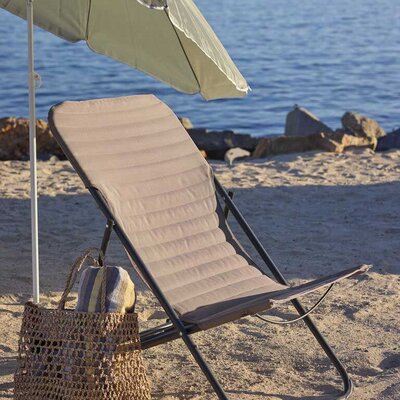 Podesiva stolica za plažu – Retro šarm za moderno uživanje