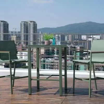 Baštenski set Olive – Visoko sedenje za vrhunski pogled