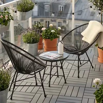 Balkonska Ratan Garnitura - 2 Fotelje i Sto sa Ratan Bordurom Surryo