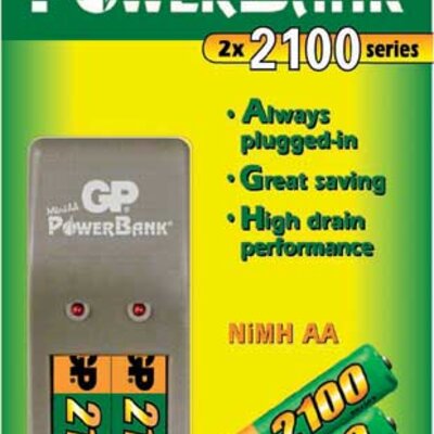 GP PowerBank Mini AA - punjač za baterije sa dve punjive baterije