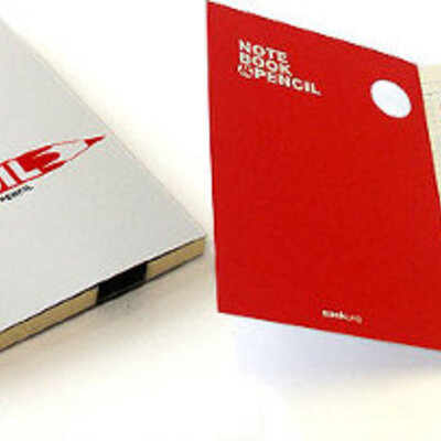 SuckUK Blok za pisanje sa skrivenom olovkom AP1NOTEBLK