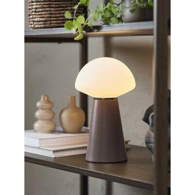 Lampa na baterije 15xV25cm Sa tajmerom