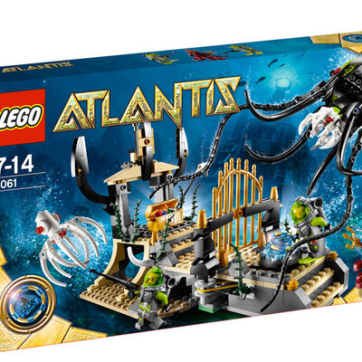 LEGO® Gateway of the Squid LE8061