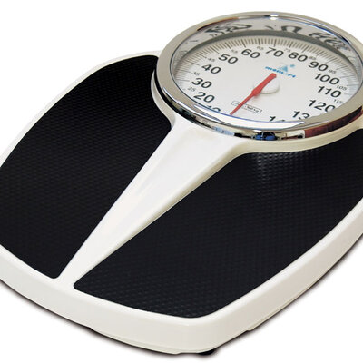 Momert analogna telesna vaga 5200