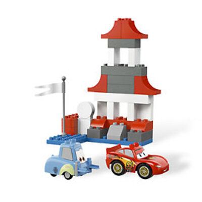 LEGO® DUPLO® Cars5 Pit Stop LE5829