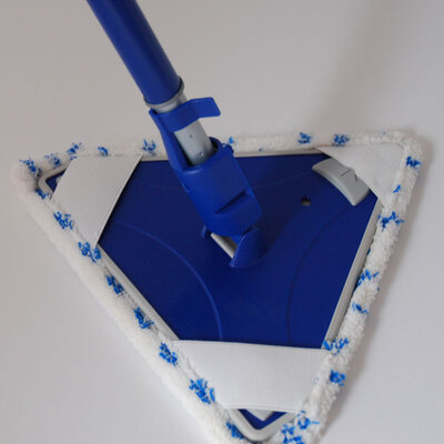 Džoger Svi Ćoškovi Su Dostupni - Delta Mop