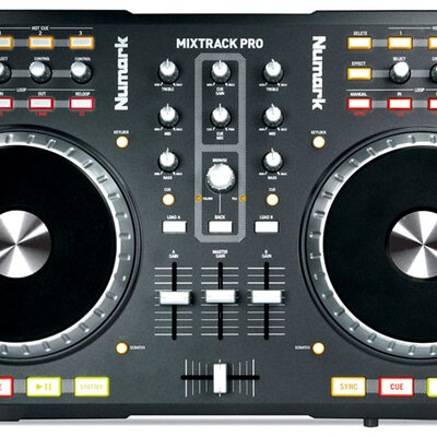 Numark Mixtrack PRO DJ Software Controller sa audio I/O