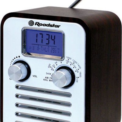 Roadstar retro radio sa digitalnim satom HRA-1150