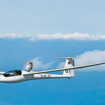 Revell maketa Glider LS-8t (with engine) RV04273/120