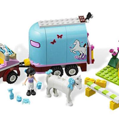 LEGO® FRIENDS Ema - Prikolica za konja LE3186