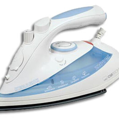 Clatronic DB 3061 - Električna pegla na paru