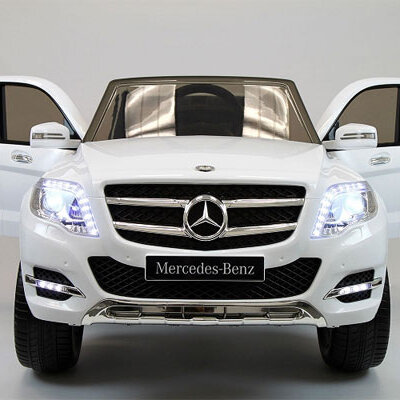 Auto na akumulator Mercedes GLK 300 beli 218