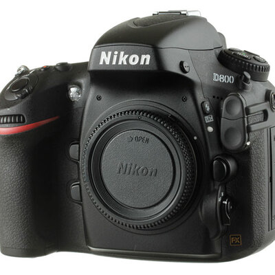 Nikon profesionalni SLR fotoaparat D800