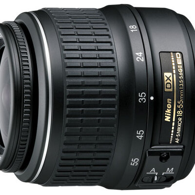 Nikon Objektiv 18-55mm f/3.5-5.6GII AF-S DX NIKKOR 14386