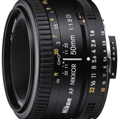 Nikon Objektiv 50mm f/1.8D AF NIKKOR 11055