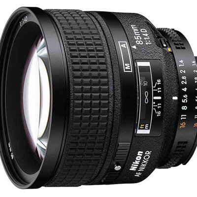 Nikon Objektiv 85mm f/1.4D AF NIKKOR 11062