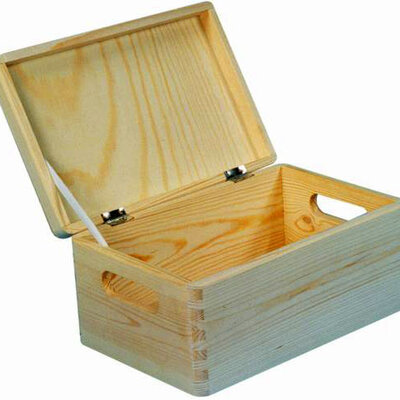 Drveni Kovčeg Za Odlaganje Sitnica 1571513