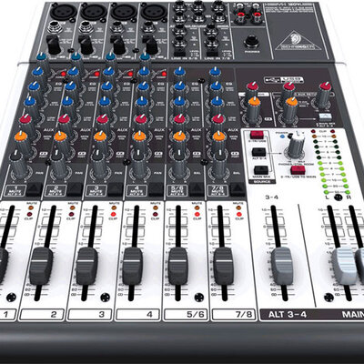 Behringer Xenyx 1204USB - Mikseta