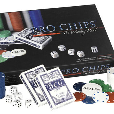 Igra POKER sa 200 žetona u magnetnoj kutiji