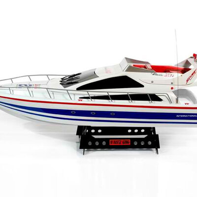 Jahta na daljinsko upravljanje Atlantic Yacht