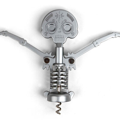 Kikkerland Otvarač za flaše Skelet vadičep CS14