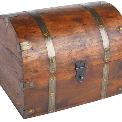 Gusarski Kovčežić Wolf 30x38x32cm