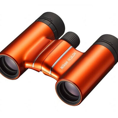Dvogled Nikon Aculon T01 8x21 oranž BAA803SC