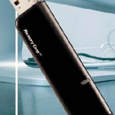 Memory Corp USB 2 GB - Pop-out - 166x