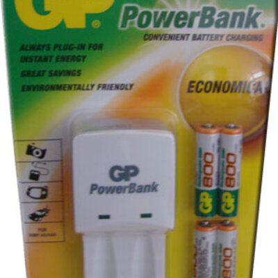 Punjač za baterije GP KB02 sa 4 punjive baterije AAA 800 mAh