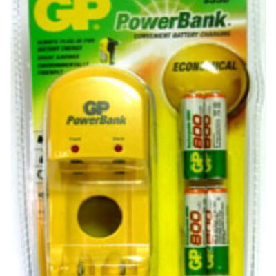 Punjač za baterije GP S350 sa 4 punjive baterije AAA 800 mAh