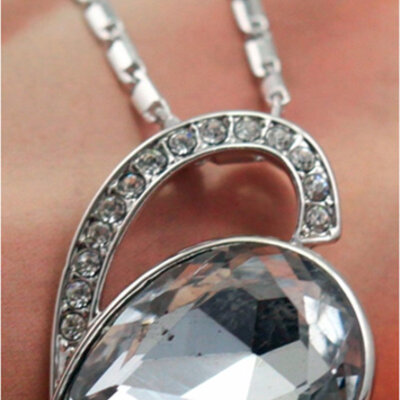 Ženski pozlaćeni lančić sa priveskom Happyness WGP-177