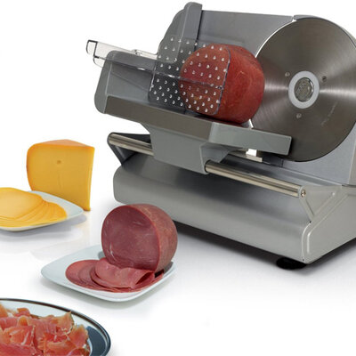 Električna mesoreznica od nerđajućeg čelika Tristar EM-2103