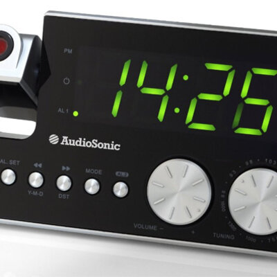 Radio sat sa projektorom Tristar Audiosonic CL-1484