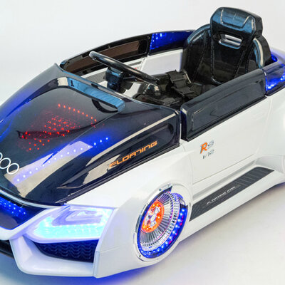 Automobil na akumulator 988