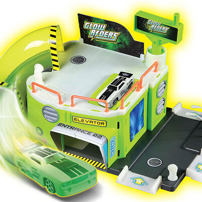 Set za igru - Glow Rider Maisto Garaža na dva nivoa sa autićem koji svetli u mraku 82020
