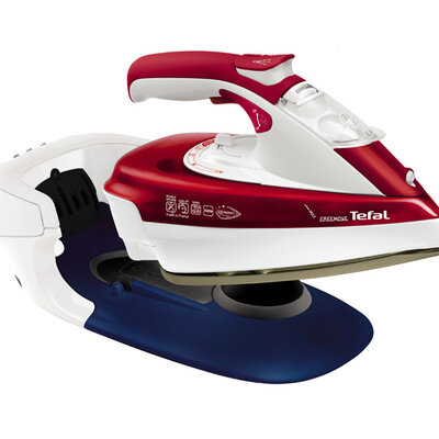 Bežična pegla na paru Tefal Freemove 70 FV9970