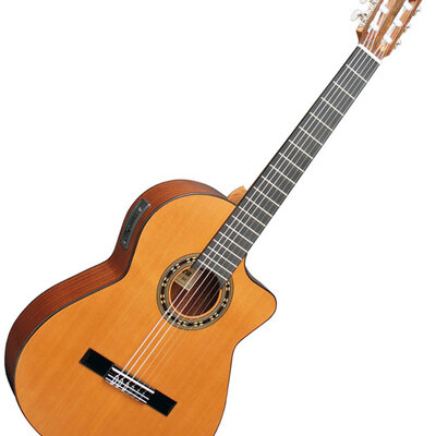 Ozvučena studijska gitara Admira Malaga-EC