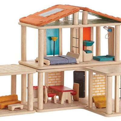 Plan Toys drvena kućica za lutke 7610