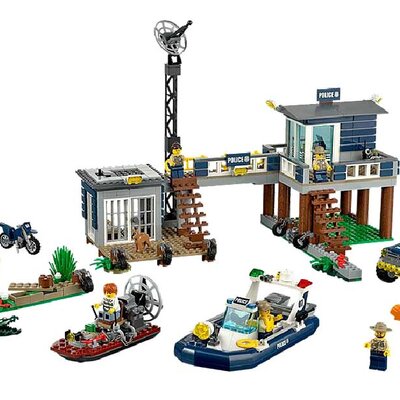 LEGO® City kocke Policijska stanica u močvari LE60069