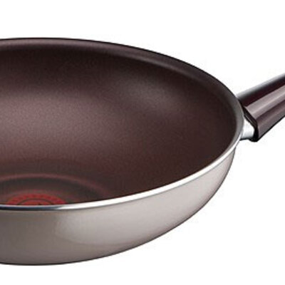 Tefal Wok tiganj sa Titanium Force oblogom prečnika 28 cm Pleasure D50419