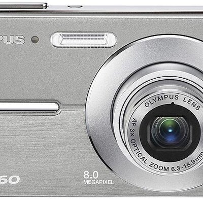 Olympus FE-360 - 3x optički zum, 8 MP - Silver