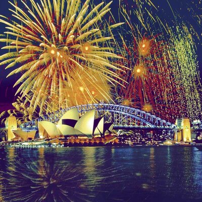 Ravensburger slagalica Firework Over Sidney 2000 delova 01-166220