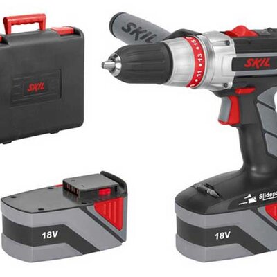 Skil Akumulatorska bušilica sa dva akumulatora 2598AA