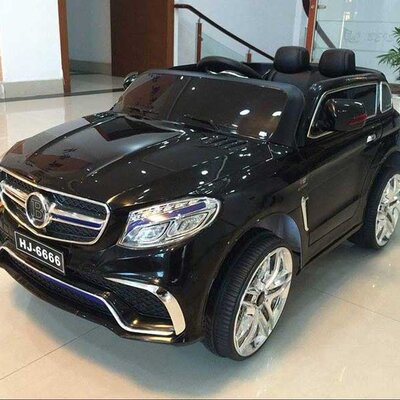 Automobil na akumulator HJ6666 AMG crni